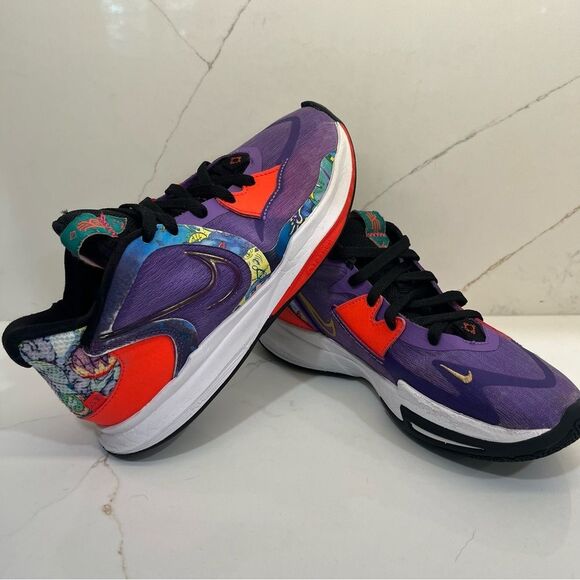 Nike Kyrie Low 5 Jewell Loyd Sneakers - Picture 2 of 10